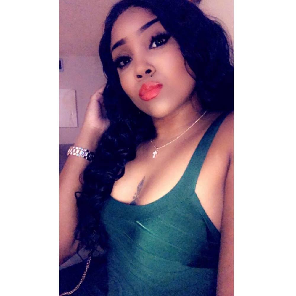 Meet your Posher, Charmaine